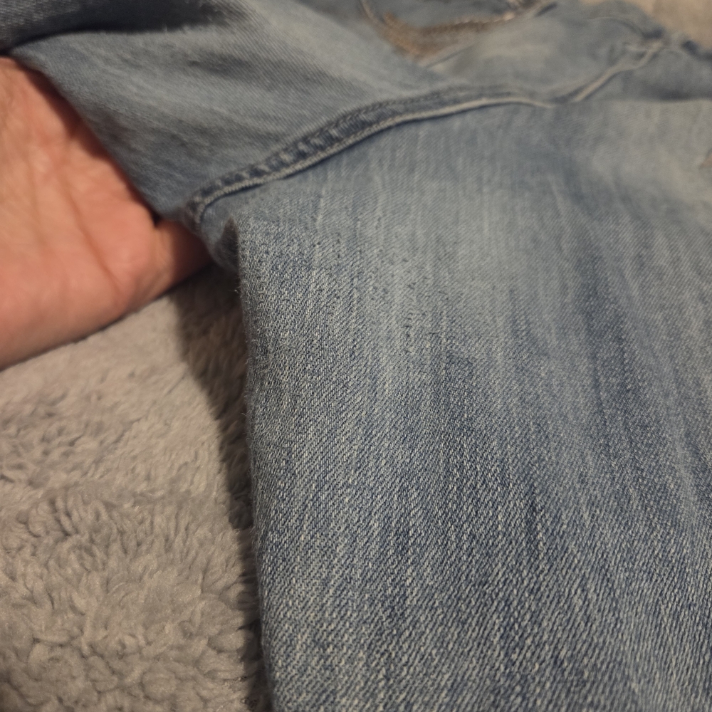 Womans Maurices Classic High-Rise Capri Light Washed Size 22w - Picture 9 of 11